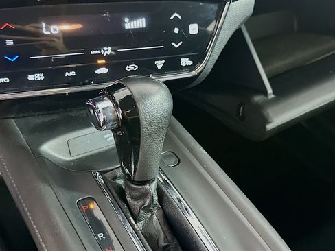 Used 2019 Honda HR-V EX image 24