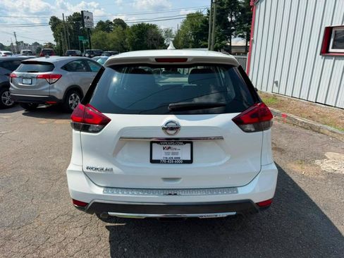 Used 2018 Nissan Rogue S FWD image 6