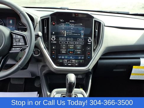 Used 2024 Subaru Crosstrek 2.5i Limited w/ Crosstrek Mirror Package AWD/4WD image 21