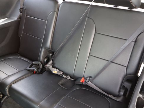Used 2019 Chevrolet Traverse RS w/ LPO, Floor Liner Package AWD/4WD image 34