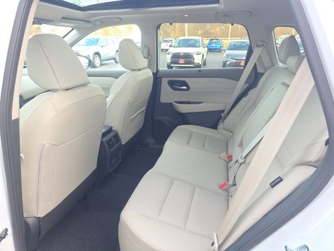 Certified 2026 Nissan Rogue SV w/ SV Premium Package image 12