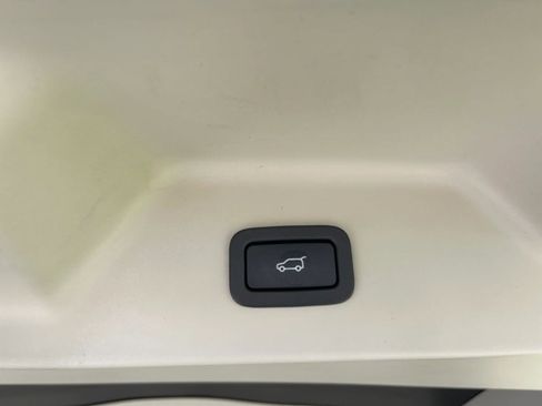 Used 2014 Land Rover Range Rover Supercharged image 13