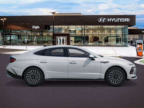 New 2026 Hyundai Sonata Limited FWD image 7