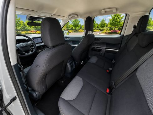 Used 2023 Ford Maverick XL FWD image 13