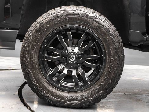 Used 2018 Chevrolet Silverado 1500 LTZ image 43