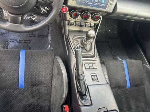 Used 2025 Subaru BRZ tS image 22