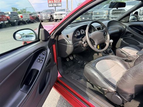 Used 2001 Ford Mustang Cobra RWD image 15