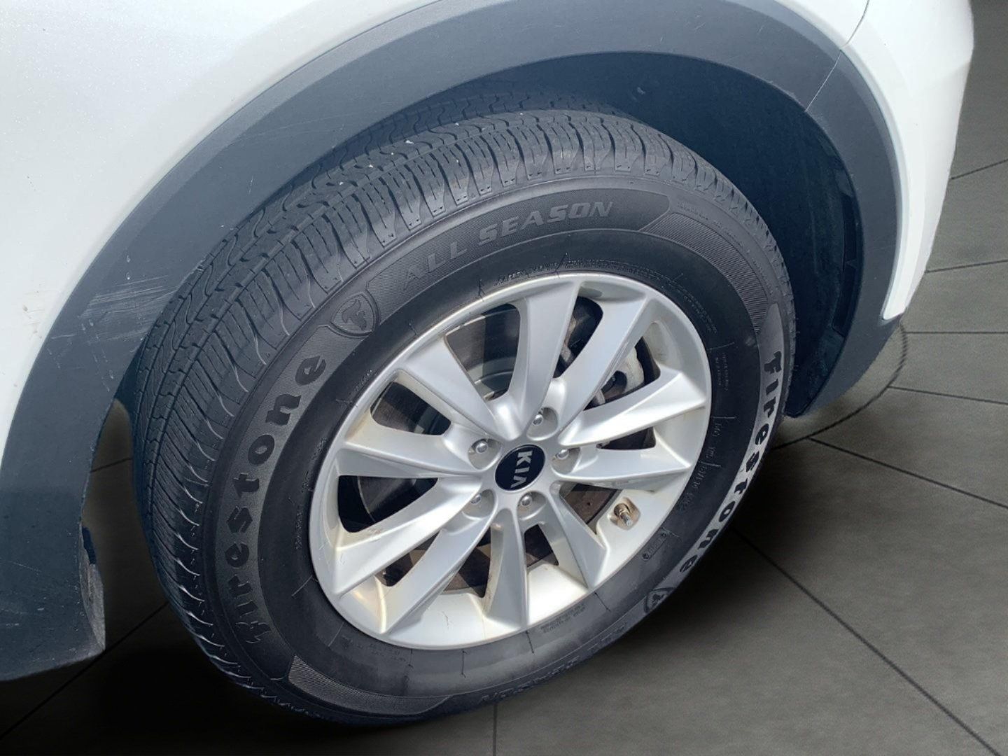 Used 2019 Kia Sorento FWD V6 image 24