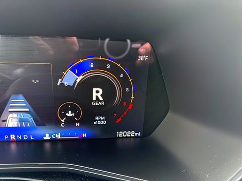 Used 2025 Chevrolet Colorado Trail Boss image 26