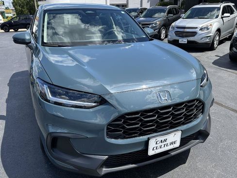 Used 2024 Honda HR-V LX image 5