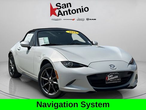 Used 2016 MAZDA MX-5 Miata Grand Touring RWD image 2