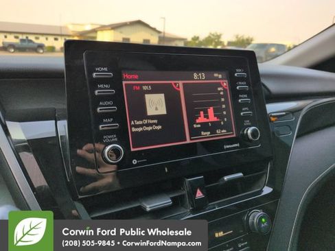 Used 2021 Toyota Camry SE AWD/4WD image 16