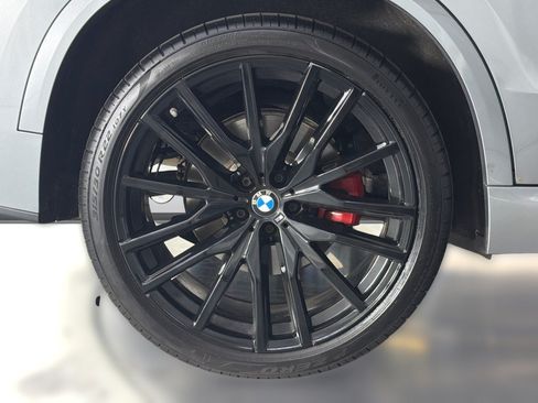 Certified 2025 BMW X5 sDrive40i w/ M Sport Package RWD image 12