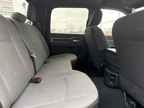 Used 2022 RAM 3500 Big Horn image 32