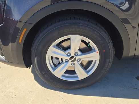 New 2026 Kia Sorento LX image 33