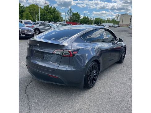 Used 2023 Tesla Model Y Performance AWD/4WD image 3