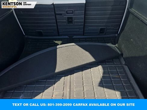 Used 2023 Tesla Model Y Long Range image 10