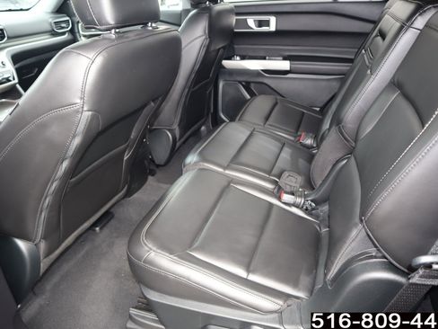 Used 2022 Ford Explorer XLT w/ Equipment Group 202A image 16