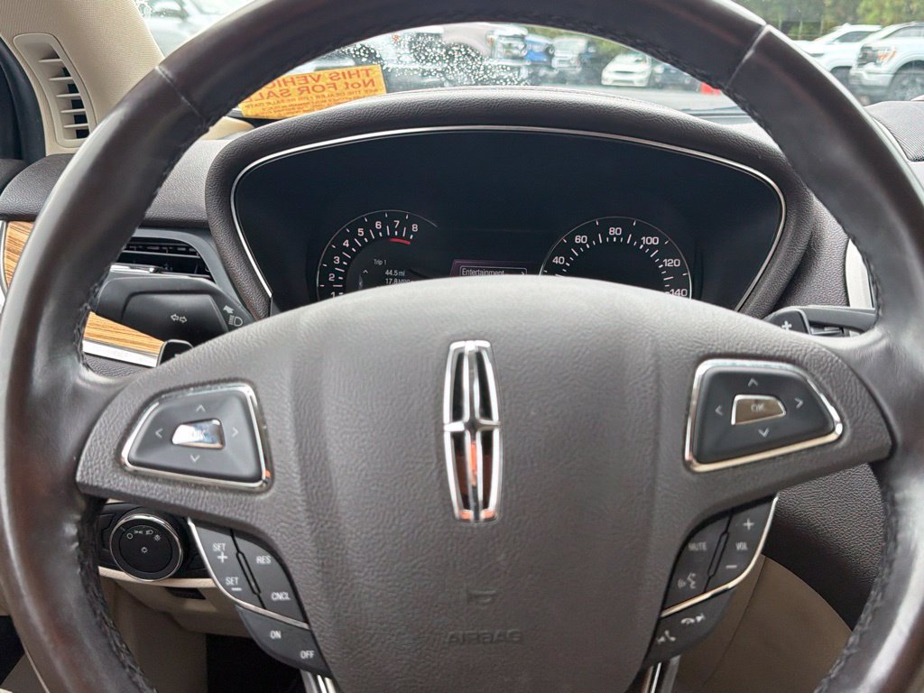 Used 2016 Lincoln MKC Select w/ Select Plus Package FWD image 7
