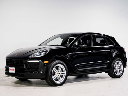 Used 2024 Porsche Macan AWD/4WD image 6