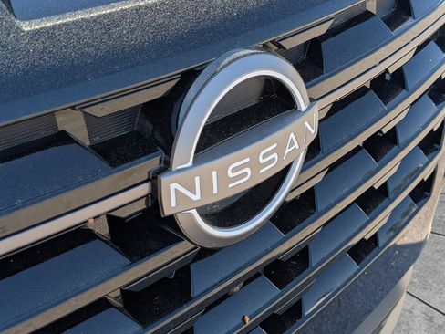 New 2026 Nissan Pathfinder SL FWD image 9