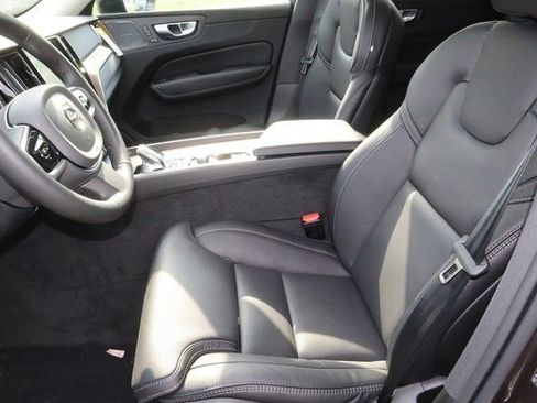 New 2024 Volvo XC60 T8 Ultimate w/ Protection Package Premier image 17