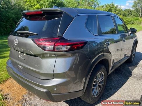 Used 2026 Nissan Rogue SV AWD/4WD image 3