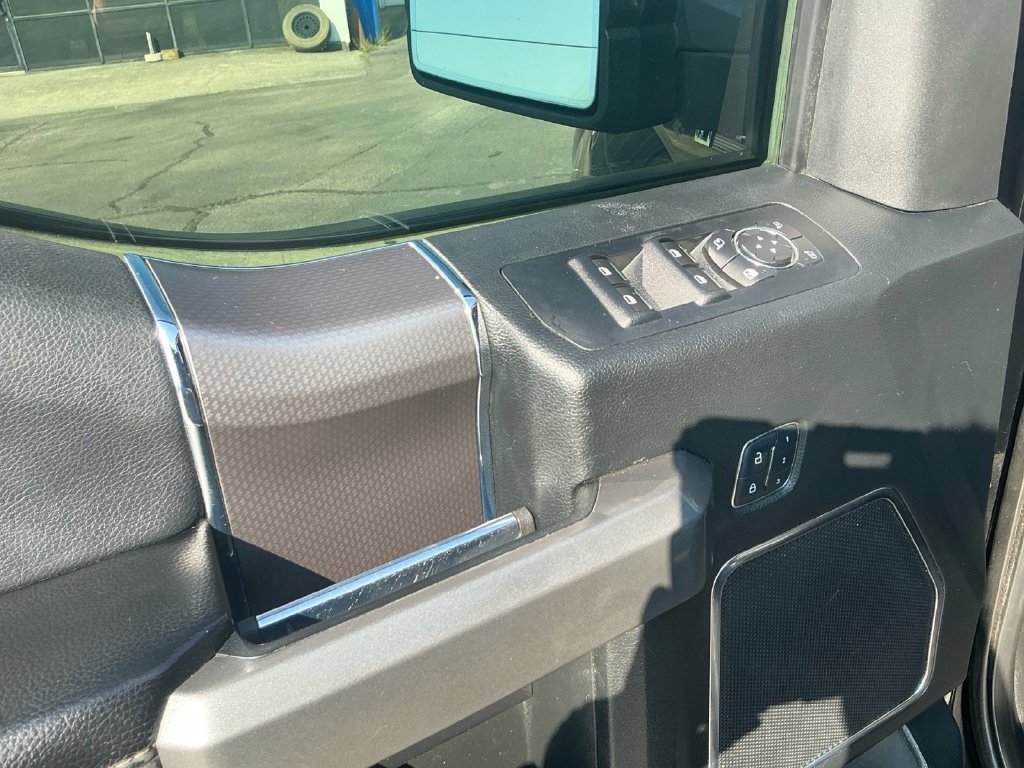 Used 2016 Ford F150 Lariat AWD/4WD image 16