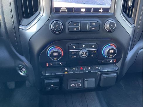Used 2020 Chevrolet Silverado 1500 LT w/ All-Star Edition image 29