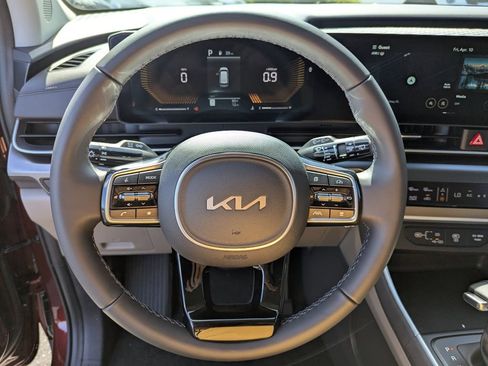 New 2026 Kia Carnival FWD image 29