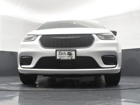 Used 2026 Chrysler Pacifica Limited w/ S Appearance Package AWD/4WD image 20