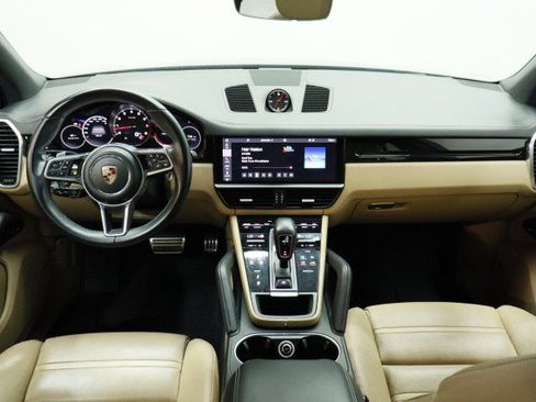 Used 2019 Porsche Cayenne S AWD/4WD image 25