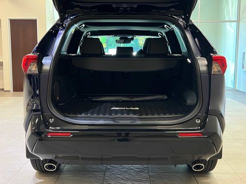 Certified 2025 Toyota RAV4 XSE image 30