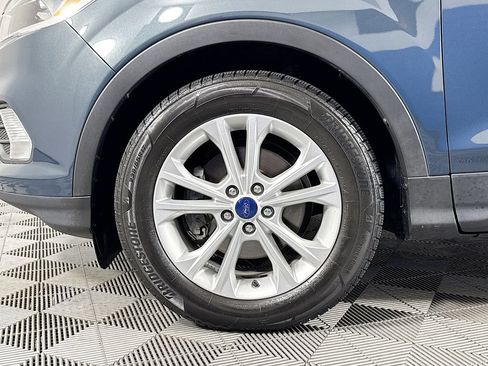 Used 2019 Ford Escape SE FWD image 29