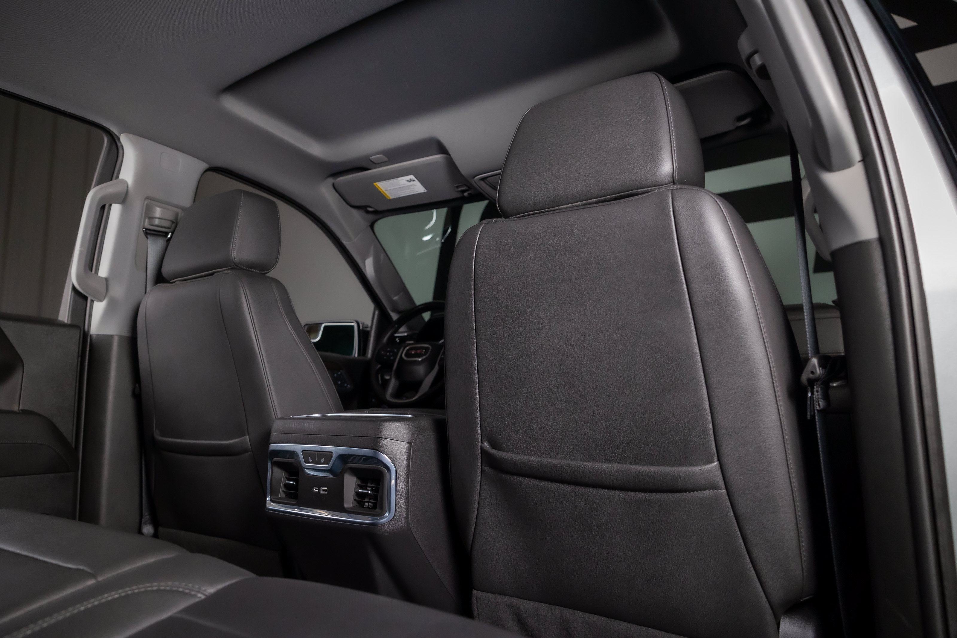 Used 2023 GMC Sierra 1500 SLT w/ SLT Premium Package AWD/4WD image 24
