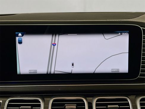 New 2025 Mercedes-Benz GLS 580 4MATIC image 16