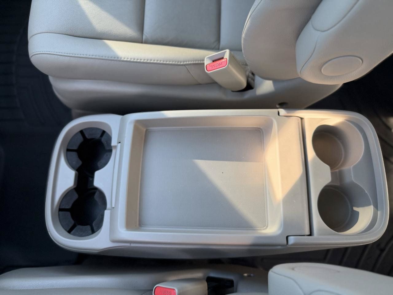 Used 2016 Honda Odyssey Touring image 32