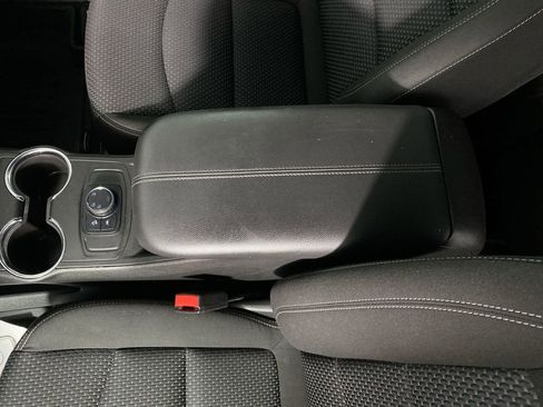 Used 2023 GMC Terrain SLE AWD/4WD image 20