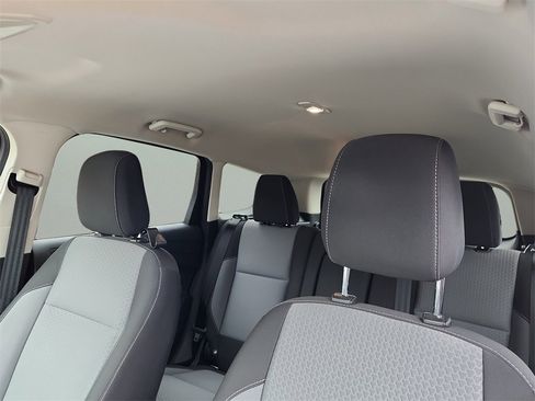 Used 2018 Ford Escape SE w/ SE Sync 3 Package image 11