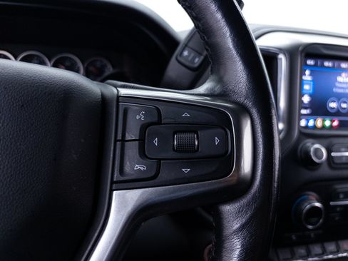 Used 2020 Chevrolet Silverado 1500 LT Trail Boss AWD/4WD image 29