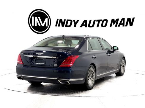 Used 2019 Genesis G90 5.0 Ultimate image 4