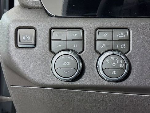 New 2026 GMC Sierra 1500 Elevation w/ Elevation Premium Package AWD/4WD image 10