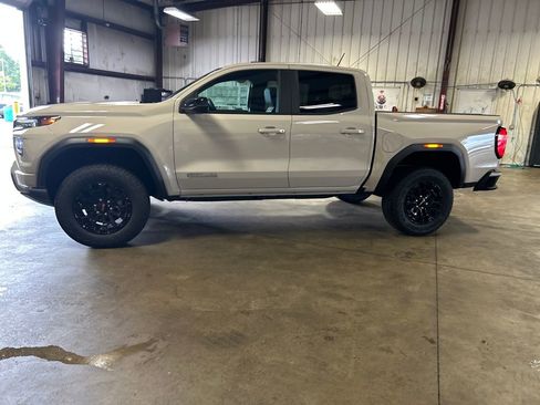 New 2026 GMC Canyon Elevation w/ Convenience Package image 3