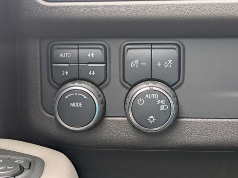 Used 2023 Chevrolet Tahoe Z71 AWD/4WD image 26