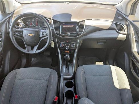 Used 2021 Chevrolet Trax LS w/ Tint and Cruise Package FWD image 16