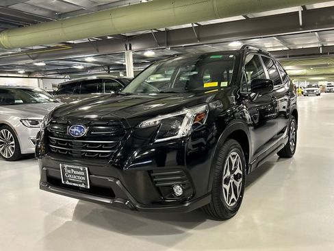 Used 2024 Subaru Forester Premium AWD/4WD image 5