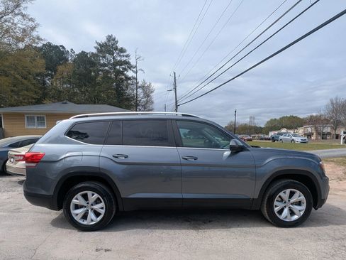 Used 2018 Volkswagen Atlas SE image 4