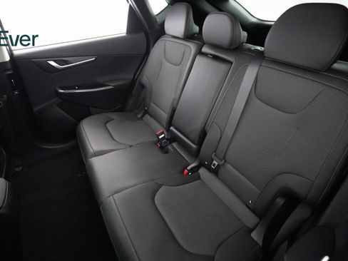 Used 2024 Kia EV6 Light image 10