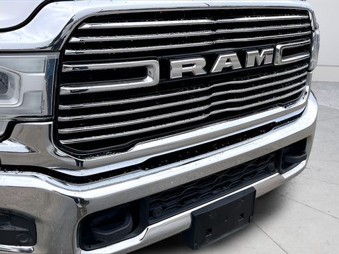 Used 2022 RAM 2500 Laramie AWD/4WD image 34