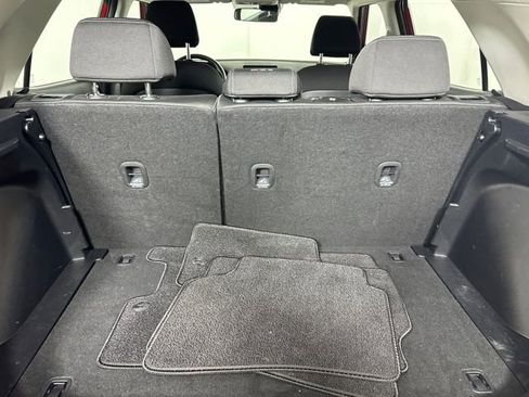 Certified 2022 Hyundai Venue SEL image 25